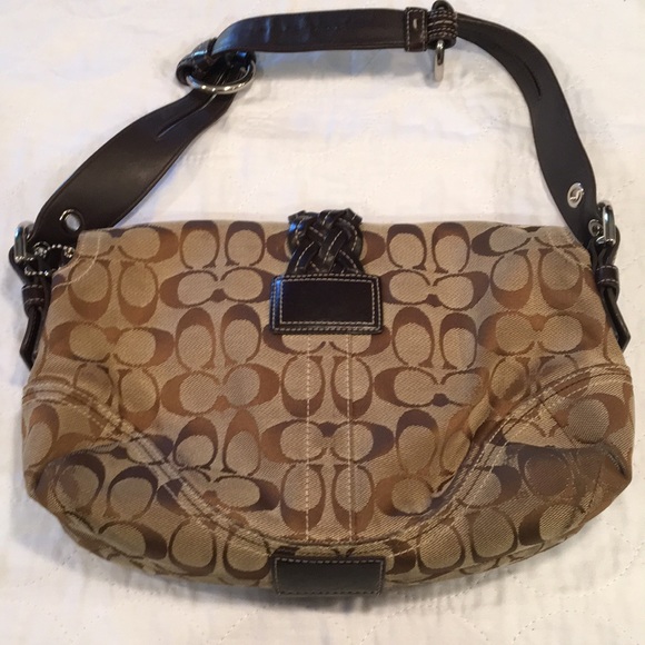 Coach purse - Picture 2 of 7